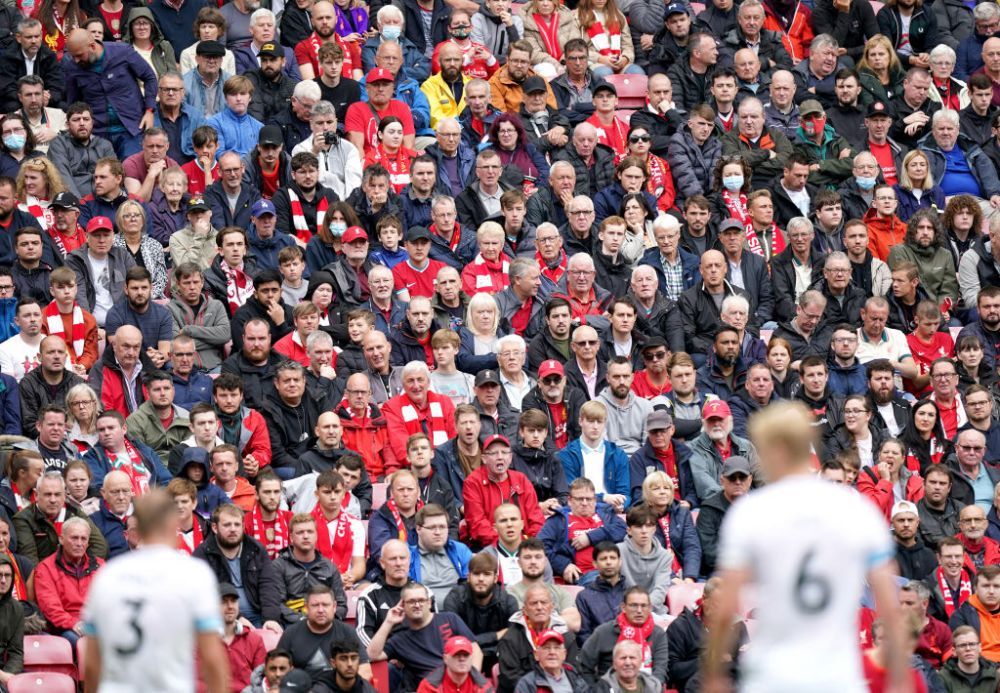 VIDEO | „You'll Never Walk Alone” a răsunat din nou pe stadion! Imagini spectaculoase de pe Anfield_1
