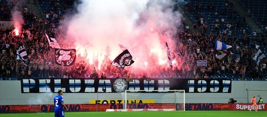 EXCLUSIV | Mititelu Jr., despre fotbalul rom&acirc;nesc: &bdquo;Ei vin 2-3 mii de oameni la stadion și vor să jucăm ca Bayern?&rdquo;