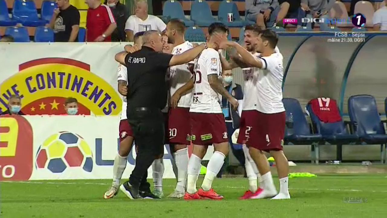 FOTO | Imagini spectaculoase! Reacția savuroasă pe care Mihai Iosif a avut-o la finalul victoriei cu Botoșani_13