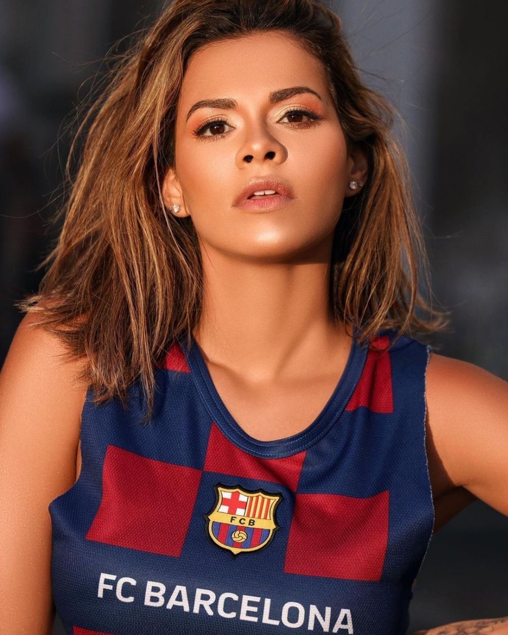 Modelul Playboy dispus să plătească peste jumătate de milion de dolari pentru șervețelul folosit de Messi! Ce voia să facă_2