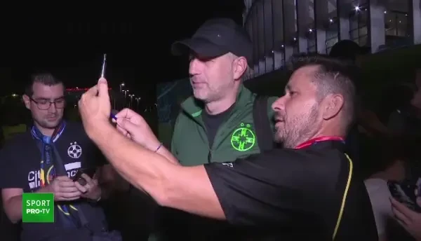 Imaginile nevăzute de la FCSB - Sepsi! Gest superb făcut de Iordănescu pentru un fan