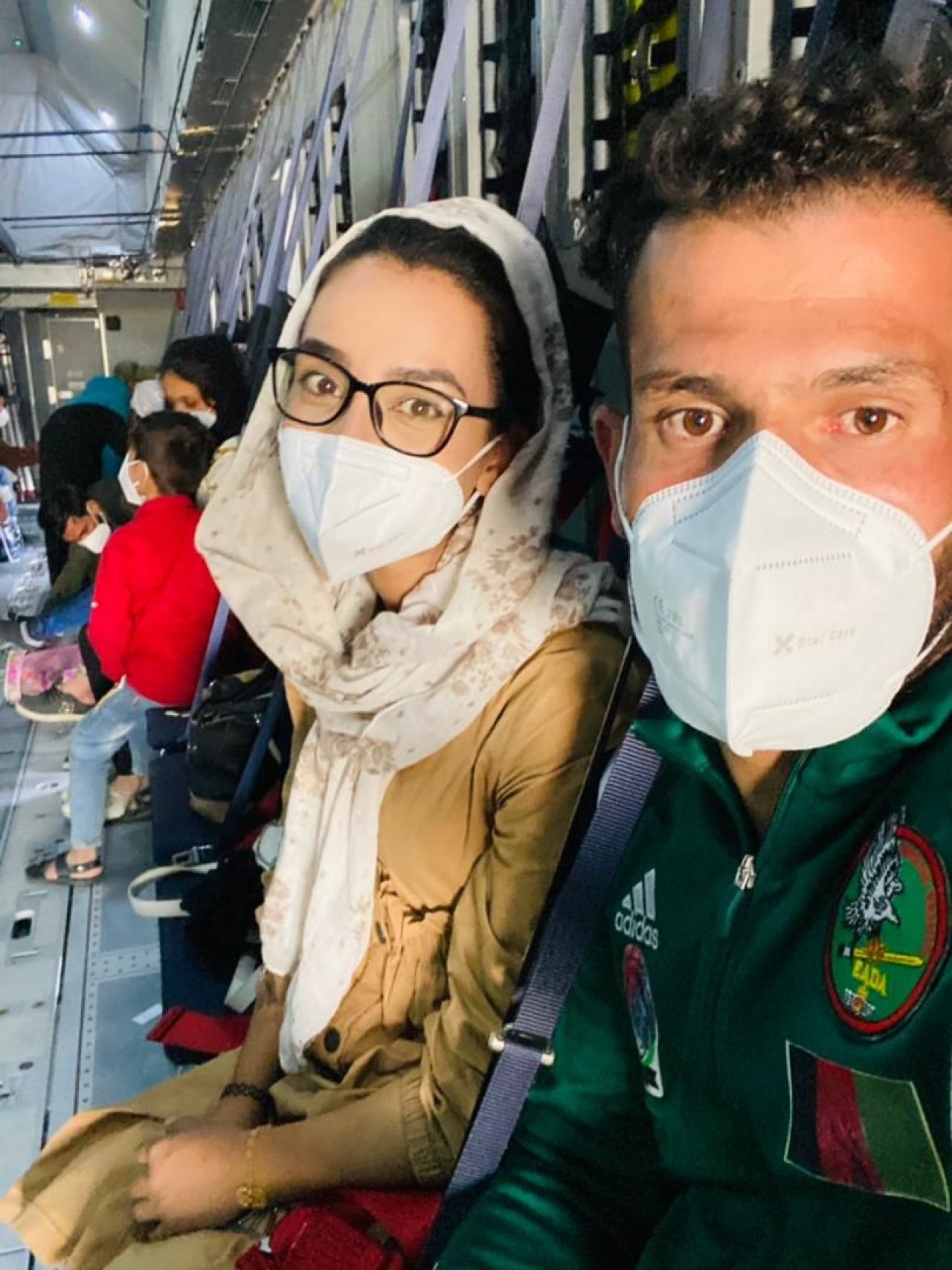 „M-ar fi omorât dacă aflau toate astea!” A plecat din Afghanistan de frica talibanilor, iar acum a spus tot _1