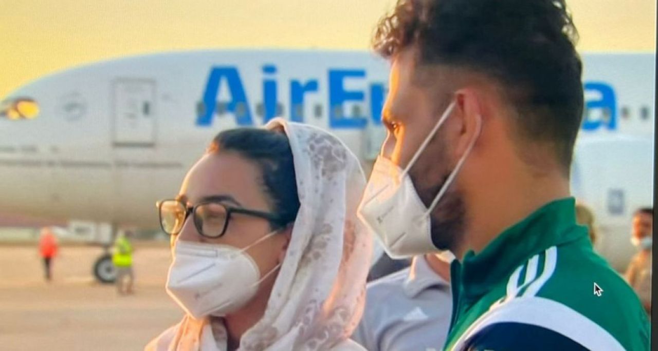 „M-ar fi omorât dacă aflau toate astea!” A plecat din Afghanistan de frica talibanilor, iar acum a spus tot _2