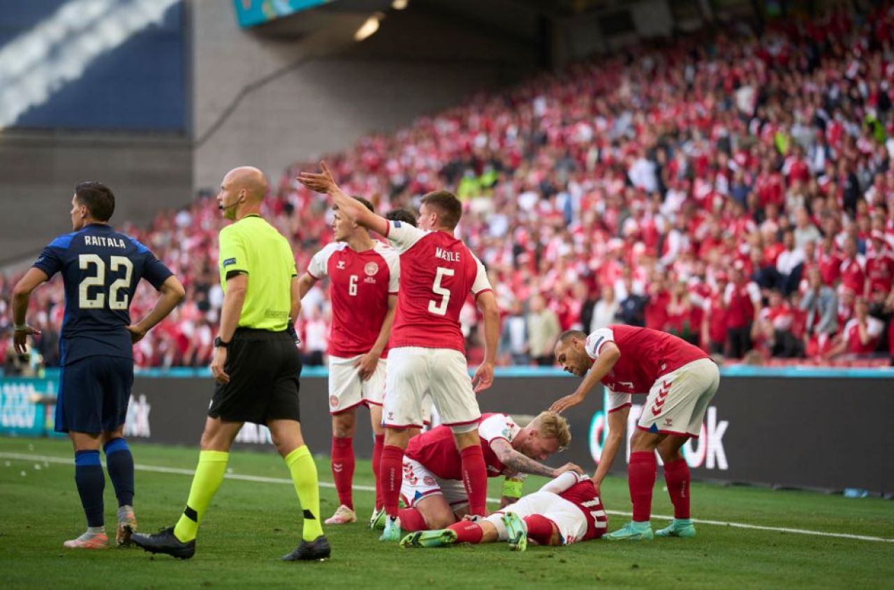 Simon Kjaer, premiat de UEFA! Gestul său de la Euro 2020 primește aprecierea șefiilor fotbalului_2