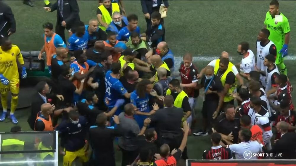 Sancțiuni drastice după scandalul de la meciul dintre Nice și Marseille_7