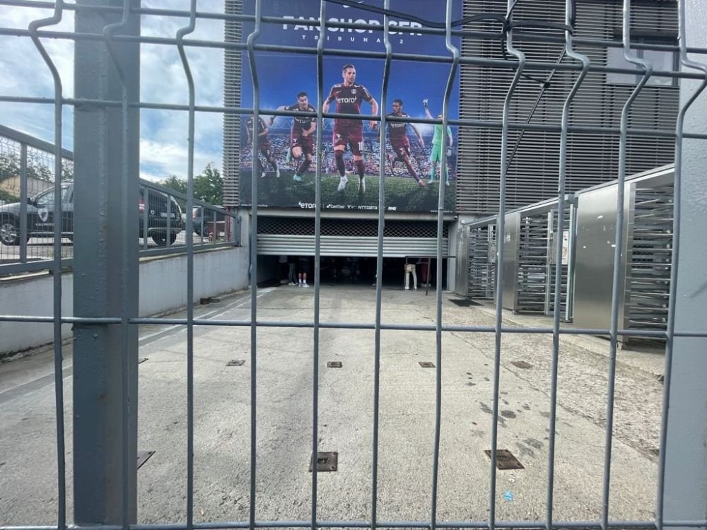 EXCLUSIV Scene ciudate la Cluj: nici jucătorii n-au fost lăsați să intre în baza de pregătire! Ce le-a zis Șumudică_3