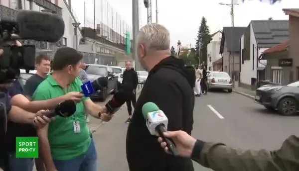 VIDEO | Babilonia de la CFR! Ședință &icirc;n garaj și mulți nervi. Șumudică: N-am crezut că se poate &icirc;nt&acirc;mpla așa ceva!