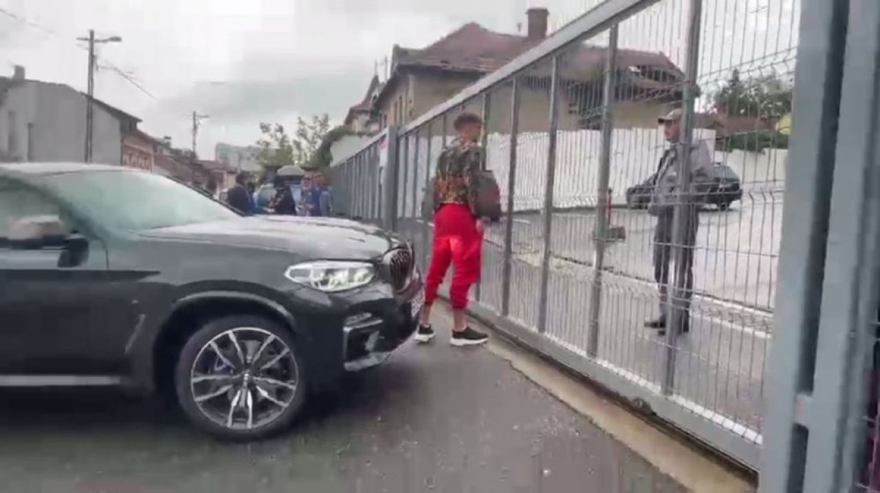 VIDEO | Câțiva jucători ai lui CFR au sosit la stadion pentru antrenamentul de după-amiază_2