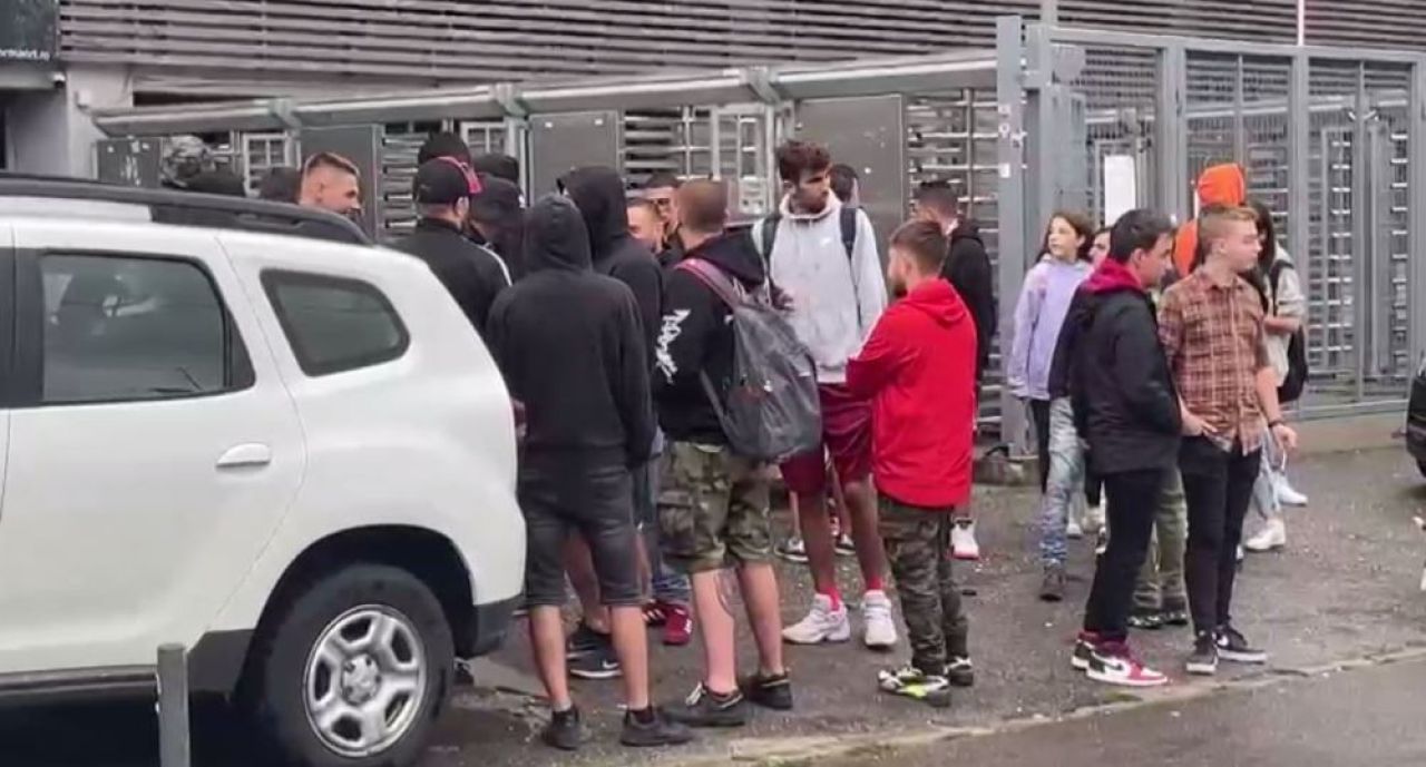 VIDEO | Câțiva jucători ai lui CFR au sosit la stadion pentru antrenamentul de după-amiază_4