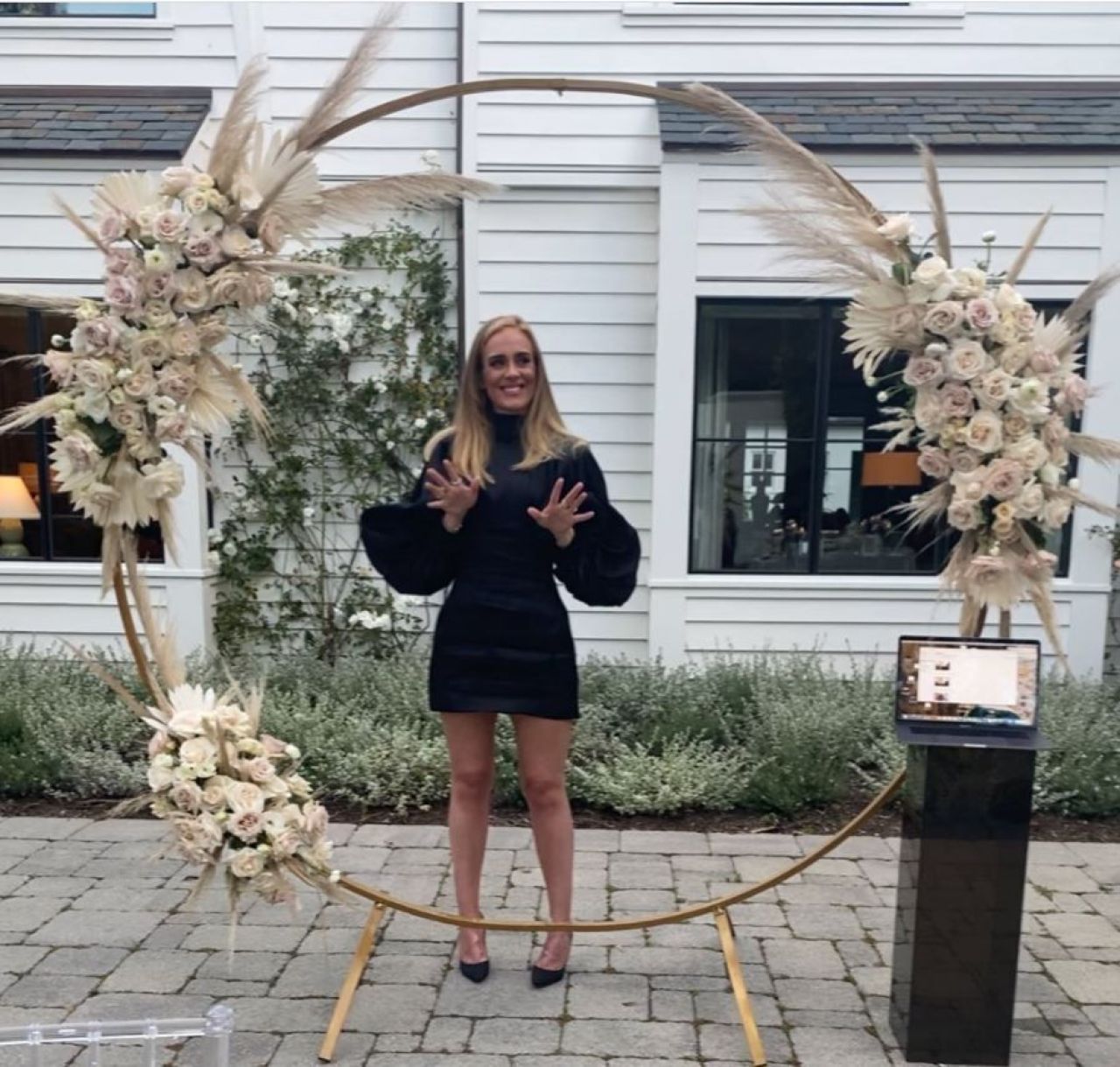 FOTO Adele, prezență spectaculoasă la petrecerea organizată de LeBron James. Cât de bine arată artista după ce a slăbit _4