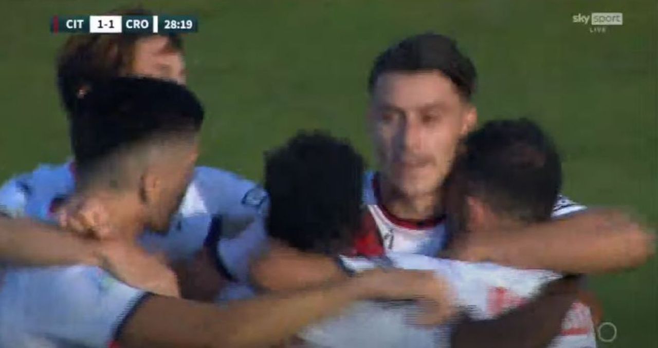 Ionuț Nedelcearu, gol pentru Crotone în etapa a doua din serie B. Românul a bifat prima reușită din acest sezon _3