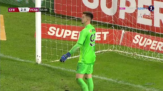 Înger într-o etapă, demon în alta! Gafe mari ale lui Vlad în meciul cu CFR Cluj_8