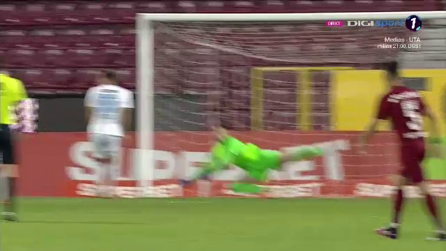 Înger într-o etapă, demon în alta! Gafe mari ale lui Vlad în meciul cu CFR Cluj_16