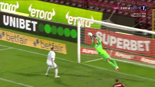 Înger într-o etapă, demon în alta! Gafe mari ale lui Vlad în meciul cu CFR Cluj_18