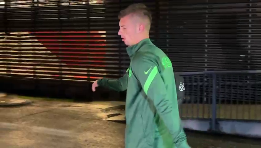 Încă o problemă pentru FCSB?! Tănase a ieșit accidentat din meciul cu CFR Cluj. Cum a apărut la autocar_4