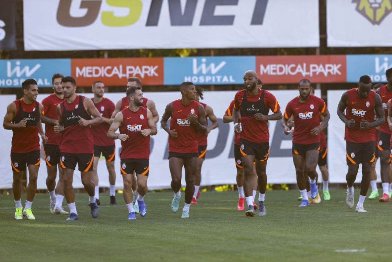 Moruțan și Cicâldău nu se vor mai putea baza pe starul echipei! Galatasaray a anunțat despărțirea de atacant _3