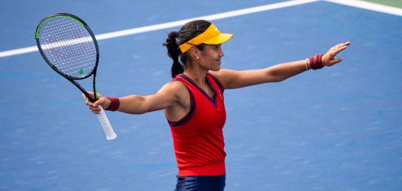 Emma Răducanu, dialog în română cu unul dintre fanii prezenți în tribune la US Open_1