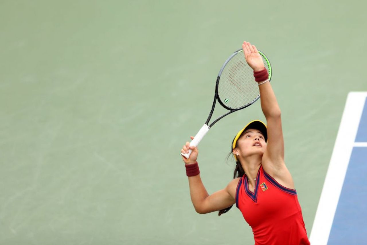 Emma Răducanu, dialog în română cu unul dintre fanii prezenți în tribune la US Open_5
