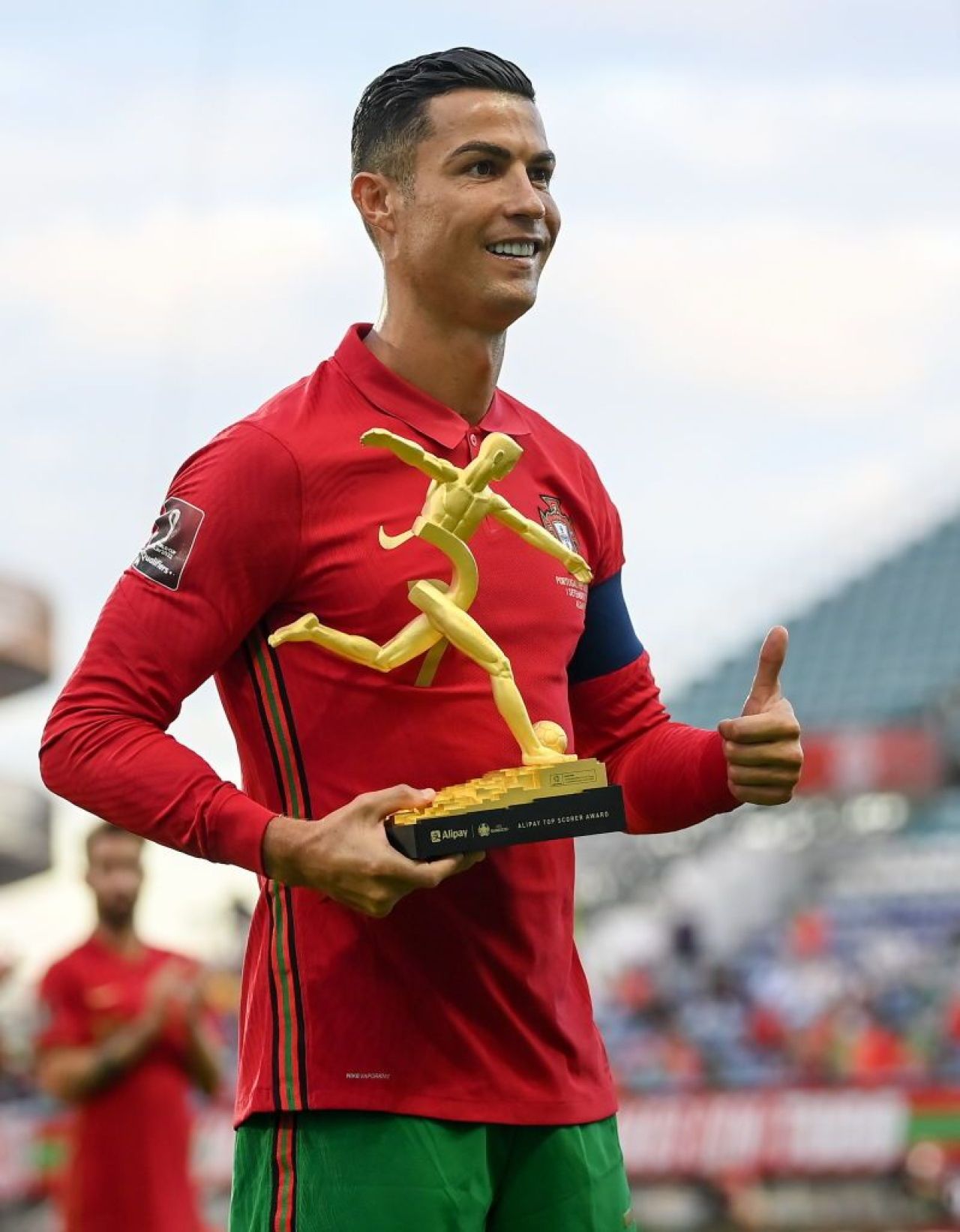Și-a lovit cu pumnul un adversar și a ratat un penalty cu Irlanda! Ronaldo, car de nervi în preliminariile Mondialului _1