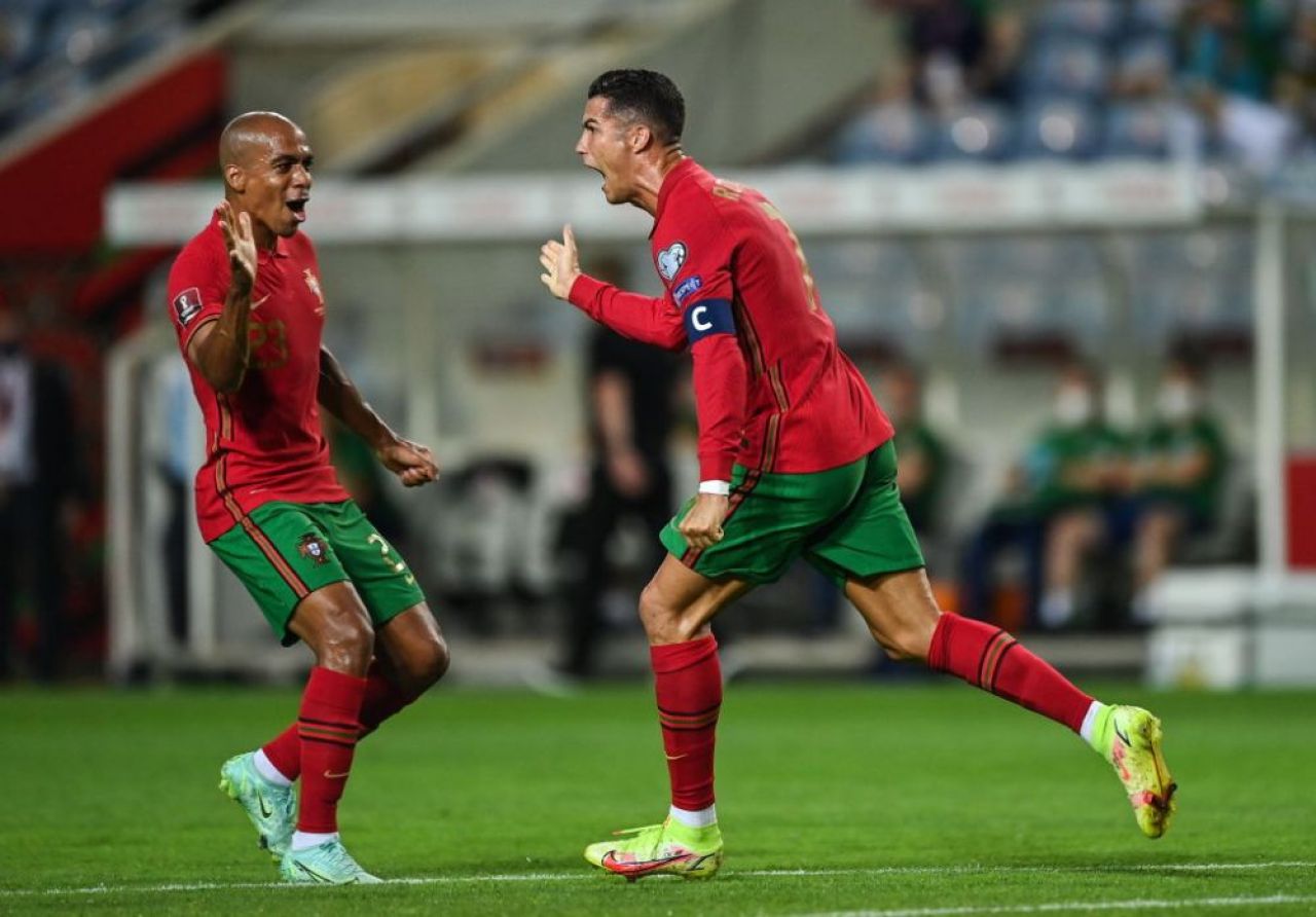 Absolut monstruos! Ronaldo nu are limite: a înscris cu Irlanda și a devenit cel mai bun marcator din istorie pentru o echipă națională _3