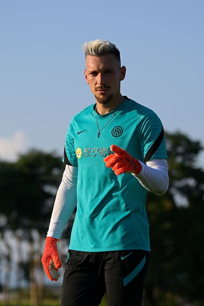 Postul de titular al lui Handanovic, pus în pericol de Ionuț Radu? Cuvinte de laudă din presa italiană pentru portarul român_3