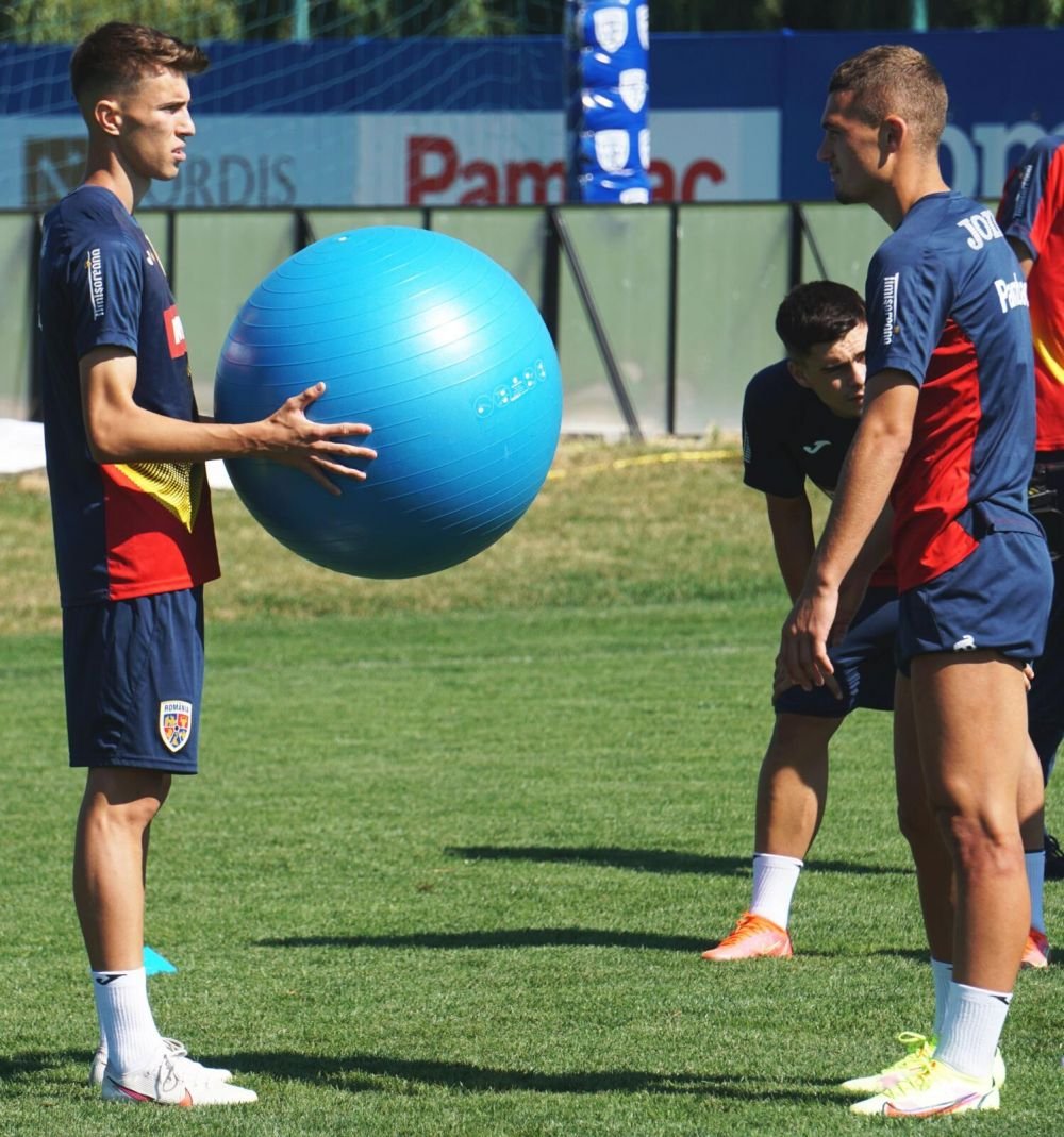 „Debutul” lui Bratu pe banca naționalei de tineret se amână! Meciul România U21 - Anglia U21 a fost anulat. Care e motivul_5