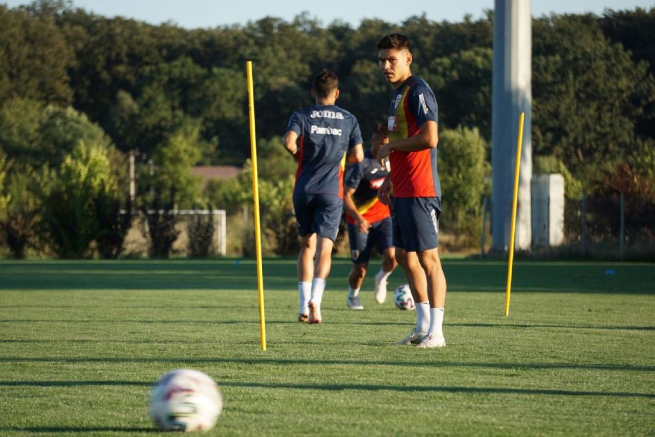 „Debutul” lui Bratu pe banca naționalei de tineret se amână! Meciul România U21 - Anglia U21 a fost anulat. Care e motivul_9