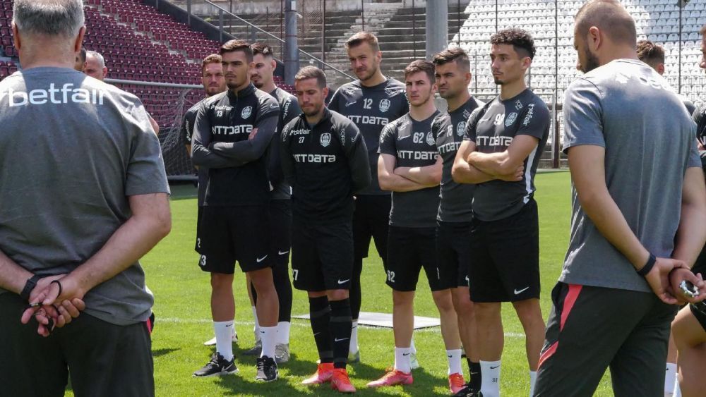 Ieșit din vederile lui Dan Petrescu, Alex Chipciu este departe de o revenire la FCSB_3
