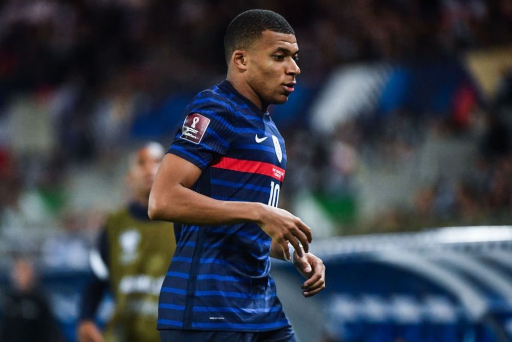Alertă pentru PSG! Mbappe a părăsit cantonamentul naționalei Franței după meciul cu Bosnia _2