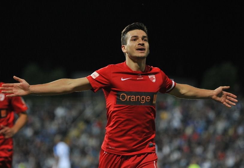 Dinamo continuă seria transferurilor! Încă un fotbalist merge la negocieri în „Groapă”_3