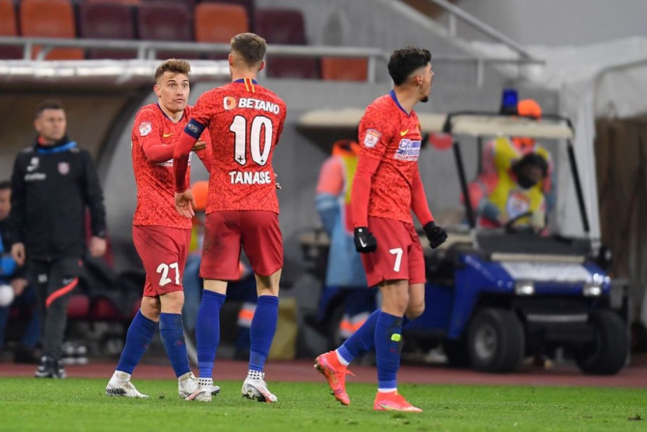 Anghel Iordănescu, despre lupta la titlu: ”FCSB încă are șanse. Depinde de Gigi Becali”_9