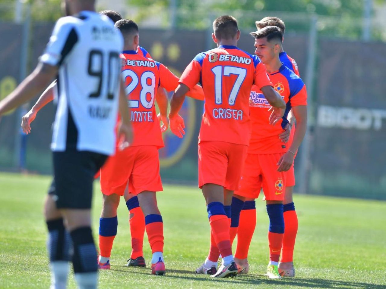 Edi Iordănescu și-a adus oameni de gol! Keșeru și Valentin Gheorghe au marcat deja pentru FCSB _4