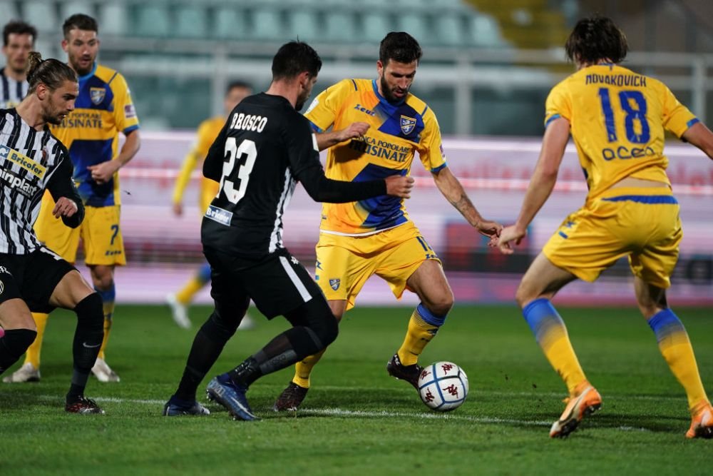 Dinamo vrea să dea lovitură în pauza competițională! „Câinii” au pus ochii pe un fost jucător din Serie A_4