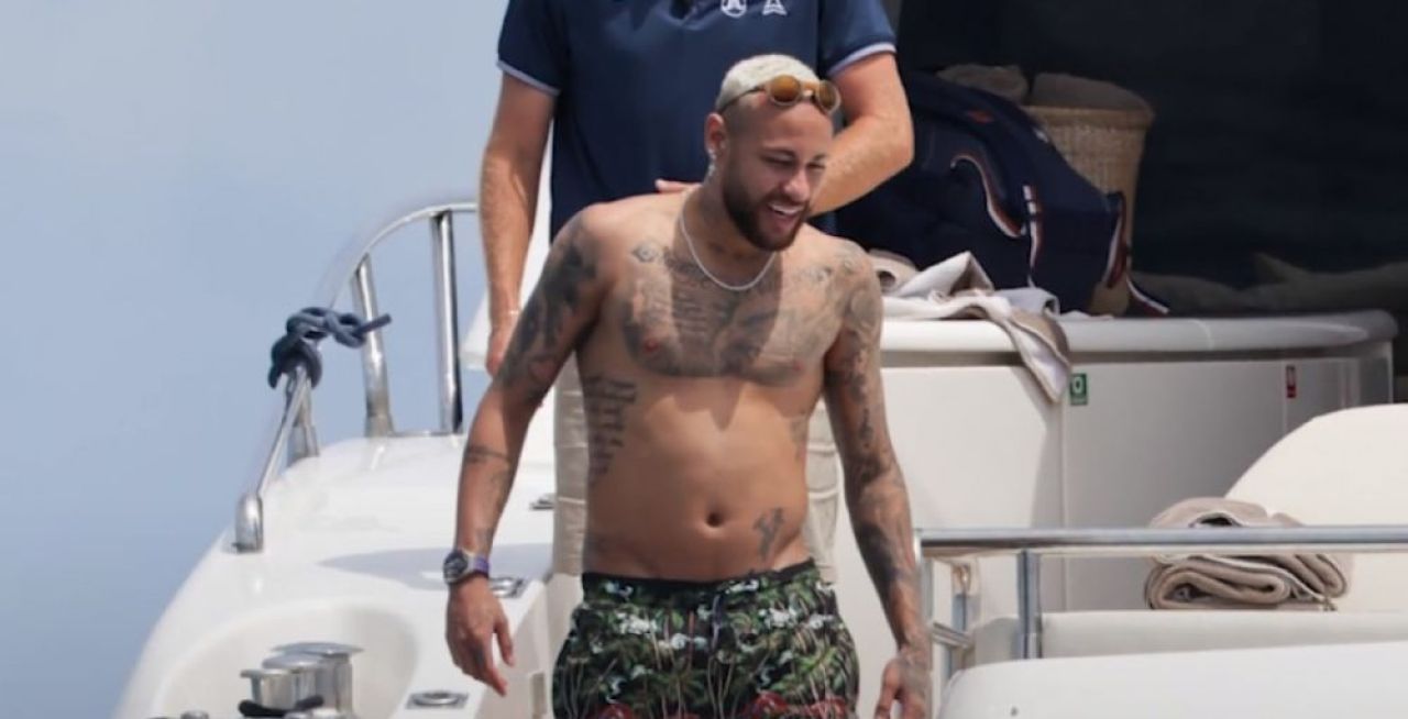 Neymar le-a închis gura tuturor! A renunțat la tricou special pentru cei care au spus că este „prea gras” _3