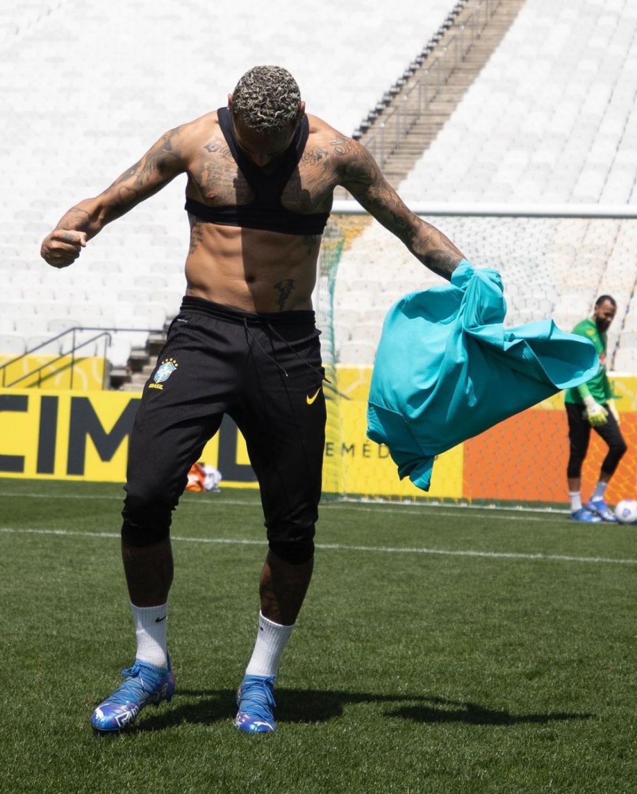 Neymar le-a închis gura tuturor! A renunțat la tricou special pentru cei care au spus că este „prea gras” _8