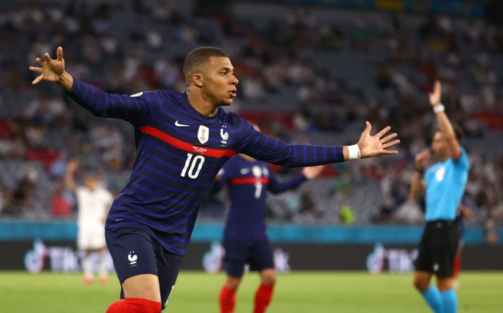 Mbappe, certat de un fost fotbalist de la Olympique Marseille: ”A făcut un pas înapoi în ultimii trei ani”_7