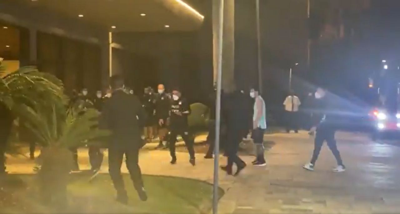 Copilul brazilian care a fentat paza de la hotelul lui Messi pentru a-și face o poză cu el! Reacția argentinianului _2