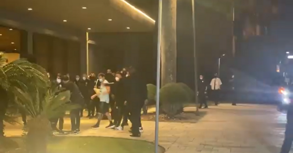 Copilul brazilian care a fentat paza de la hotelul lui Messi pentru a-și face o poză cu el! Reacția argentinianului _3