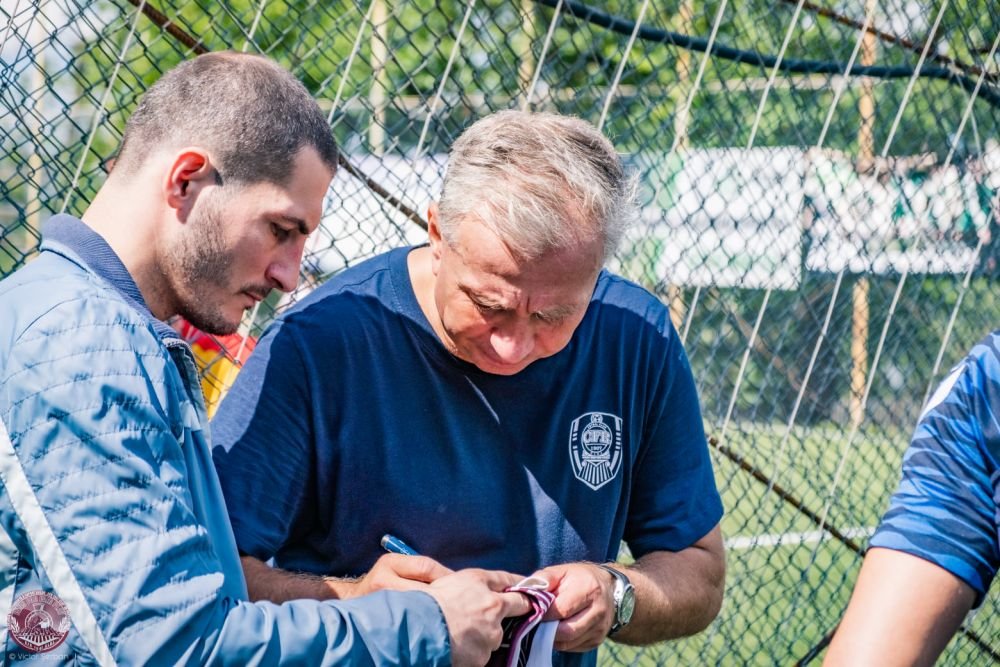 „Nici nu i-am văzut la antrenamente!” Petrescu vorbește despre Arlauskis și jucătorii despre care s-a spus că i-a dat afară_2
