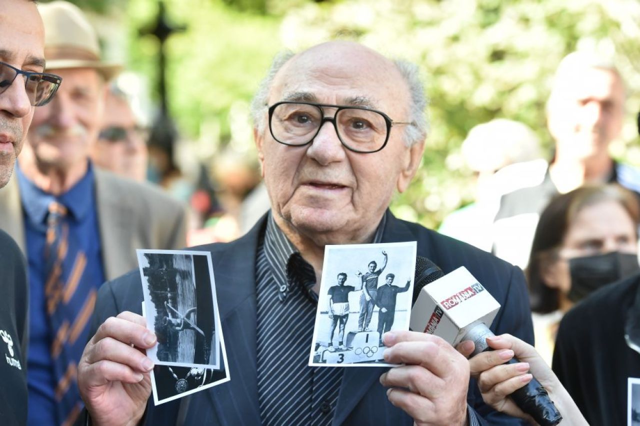 Ivan Patzaichin, înmormântat cu onoruri militare! 400 de oameni l-au condus pe ultimul drum_4