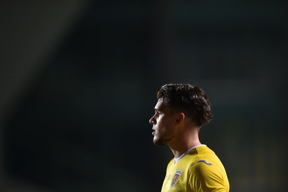 Ce se &icirc;nt&acirc;mplă cu Ianis Hagi, după ce a fost depistat cu COVID-19! C&acirc;t ar putea răm&acirc;ne blocat &icirc;n Macedonia