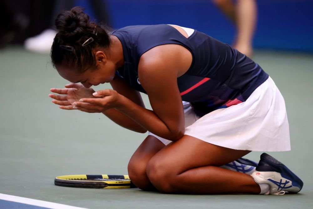 Milionară la 19 ani în 2 săptămâni de muncă? Câți bani a făcut Leylah Fernandez după ce le-a bătut la rând pe Osaka, Kerber și Svitolina _3