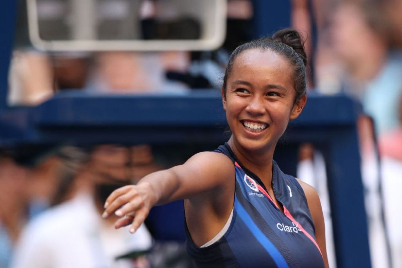 Milionară la 19 ani în 2 săptămâni de muncă? Câți bani a făcut Leylah Fernandez după ce le-a bătut la rând pe Osaka, Kerber și Svitolina _7
