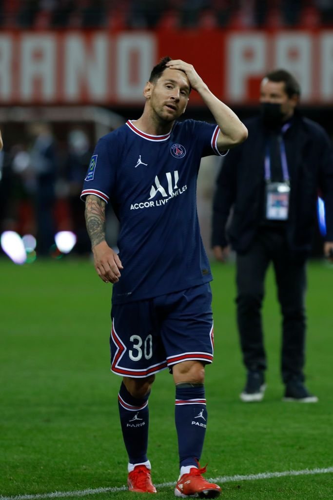 Fanii lui PSG trebuie să mai aștepte până să-l vadă pe Messi pe Parc des Princes! Clauza din contractul superstarului _9