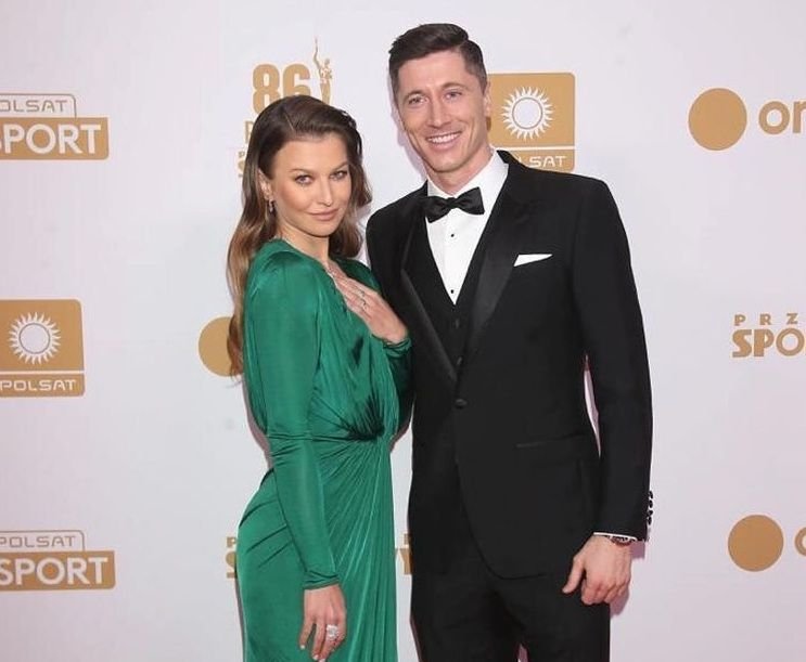 Secretele lui Lewandowski au fost dezvăluite! Are dietă inversată și doarme doar în condiții speciale_3