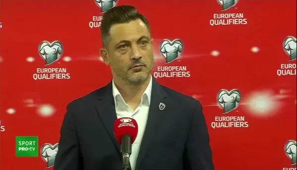 EXCLUSIV | &rdquo;Pl&acirc;ngeam, vă impresionam și plecam acasă&rdquo;. Rădoi a răbufnit după meciul cu Macedonia de Nord