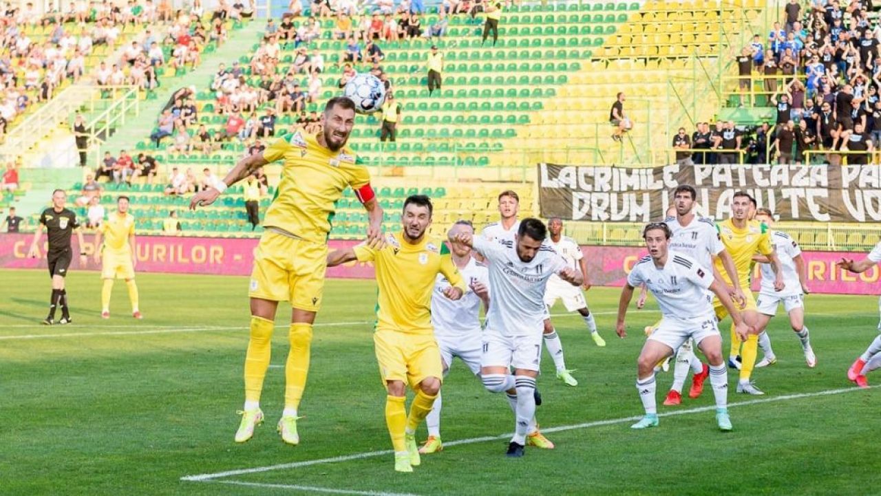 CS Mioveni - Chindia 0-1 | Popadiuc îi aduce victoria lui Emil Săndoi cu o execuție superbă _1