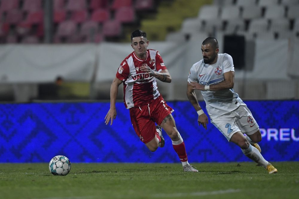 FCSB a făcut instrucție cu Dinamo, 6-0! &bdquo;C&acirc;inii&rdquo; au căzut după eliminarea gratuită a lui Steliano Filip