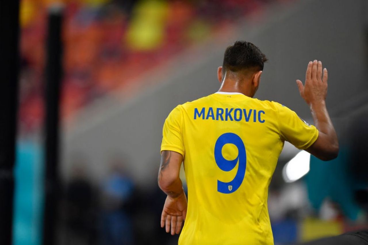 „Asta e cea mai mare problemă a jucătorilor tineri!” Reacția lui Reghe după criticile primite de Markovic la națională _5