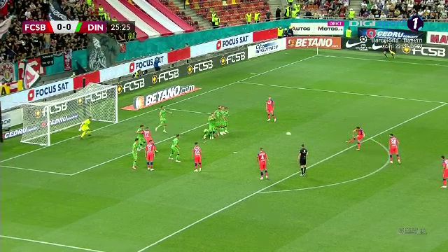 FCSB a făcut instrucție cu Dinamo, 6-0! „Câinii” au căzut după eliminarea gratuită a lui Steliano Filip_9